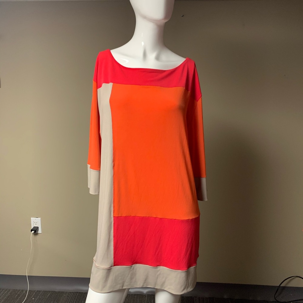Kenneth Cole reaction top
